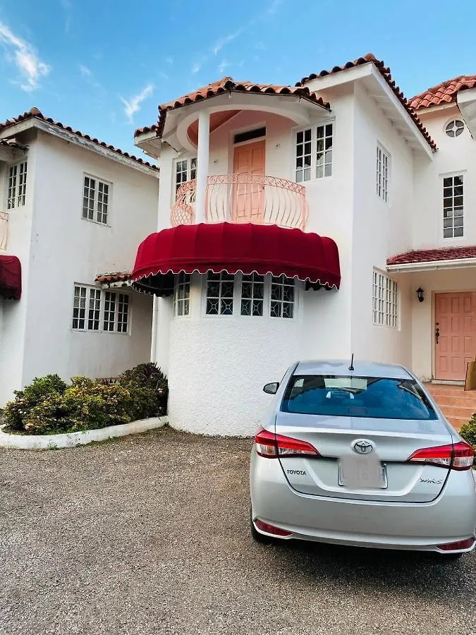 Spanish Court Apartments 蒙特哥贝 牙买加